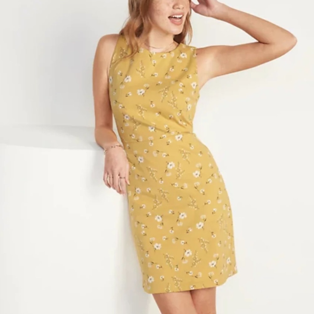 Sleeveless Ponte-Knit Sheath Dress